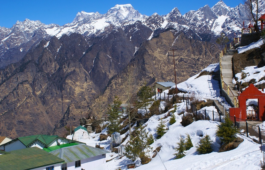 Auli Gorson Winter Trekking, Uttarakhand